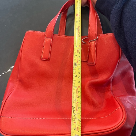 Coach Vintage Hampton Tote Bag - Picture 8 of 10